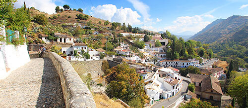 travel to granada to learn spanish